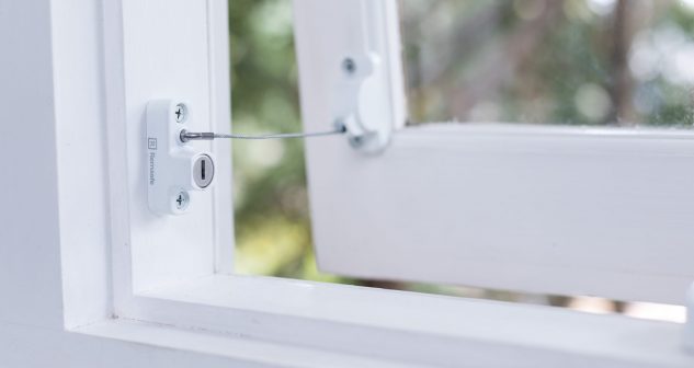 Retractable Metrolite_HERO