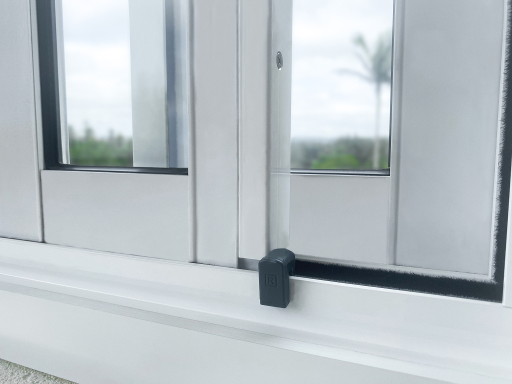 Remsafe Stop Lock Permanent Window Restrictor cover 3